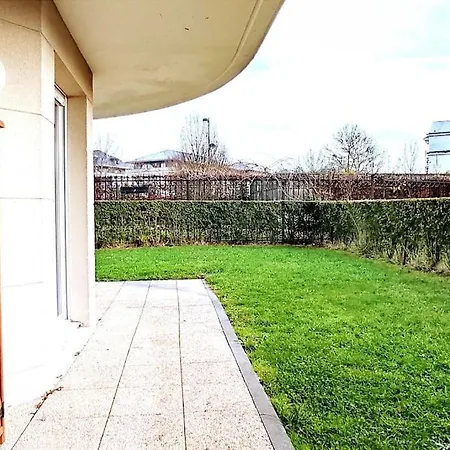 Escape To A Parisian Dream Apartament *